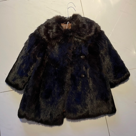 Other - Girl real vintage fur coat